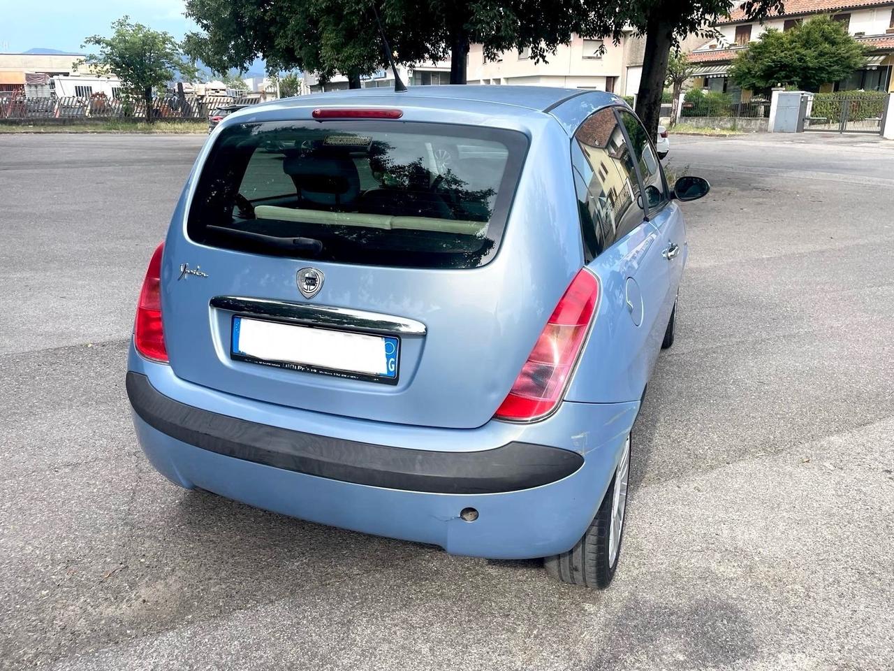 Lancia Ypsilon 1.2 16V Platino Benzina per Neopatentati