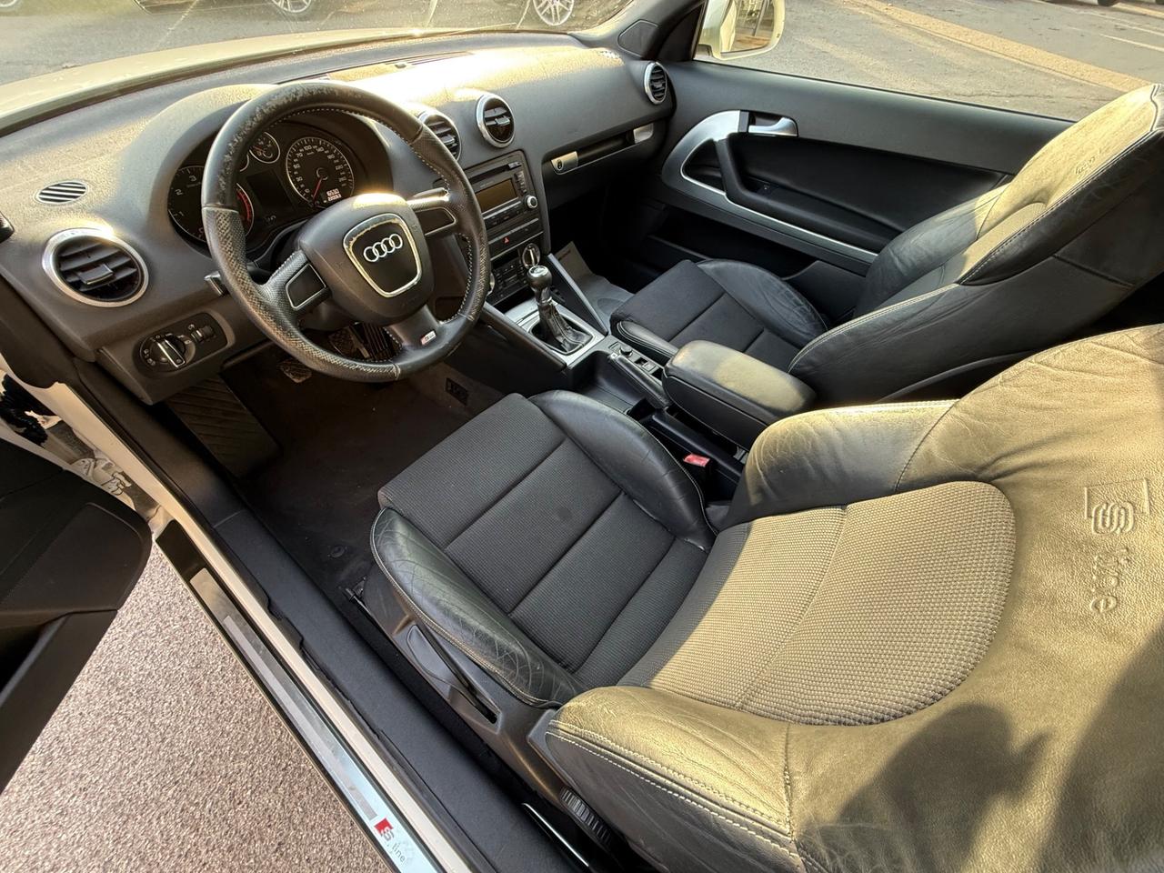 Audi A3 Cabrio 2.0 TDI 105 CV - Manuale