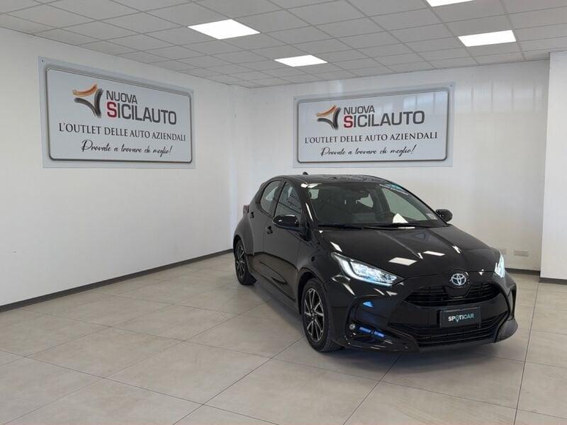 Toyota Yaris Hybrid Trend MY22