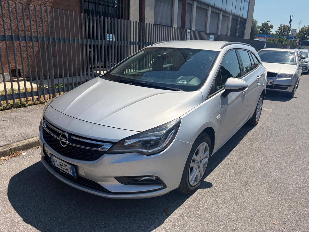Opel Astra 1.6 CDTi 136CV aut. Sports Tourer Dynamic