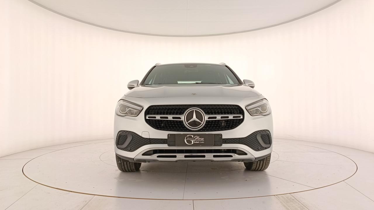 Mercedes-Benz GLA-H247 2020 - GLA 180 d Business auto