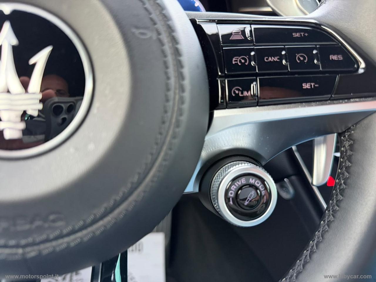 MASERATI 2.0 MHEV 300 CV GT SOLO 10.000 KM!!!