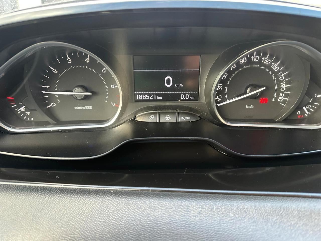 Peugeot 208 PureTech 82 3 porte Active