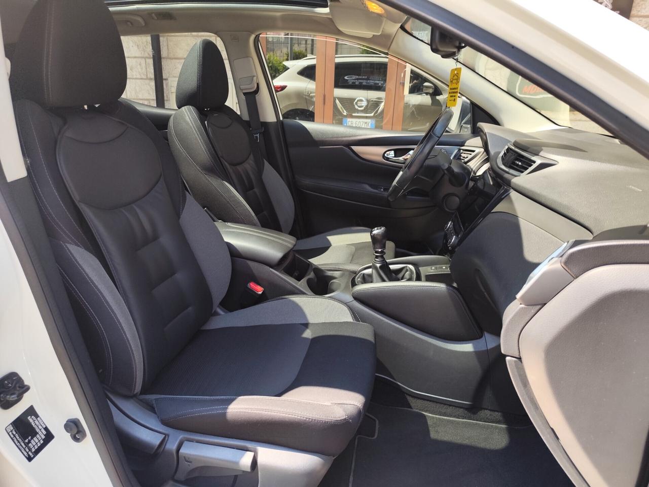 Nissan Qashqai 1.5 dCi 110CV N-Connecta TETTO