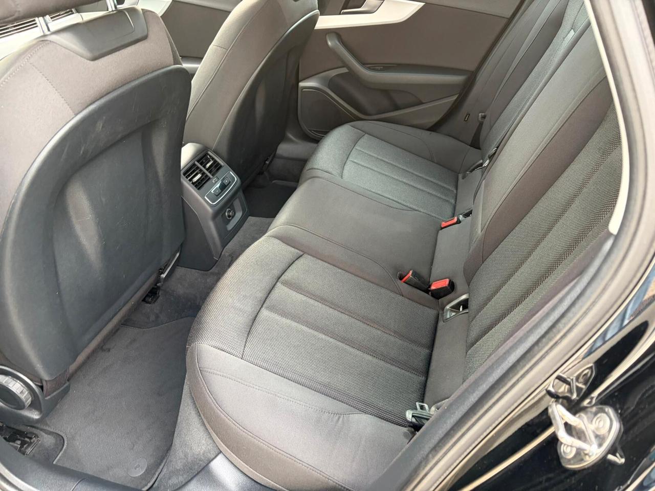Audi A4 Avant 2.0 TDI 150 CV ultra S tronic Business