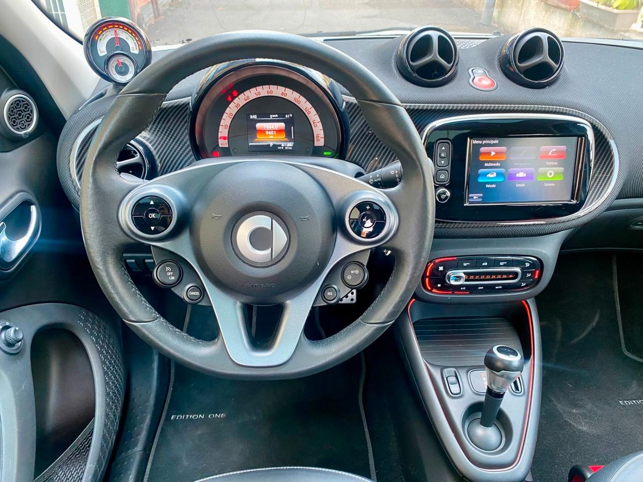 smart forFour EQ edition one, Brabus STYLE CAMERA, FULL LED