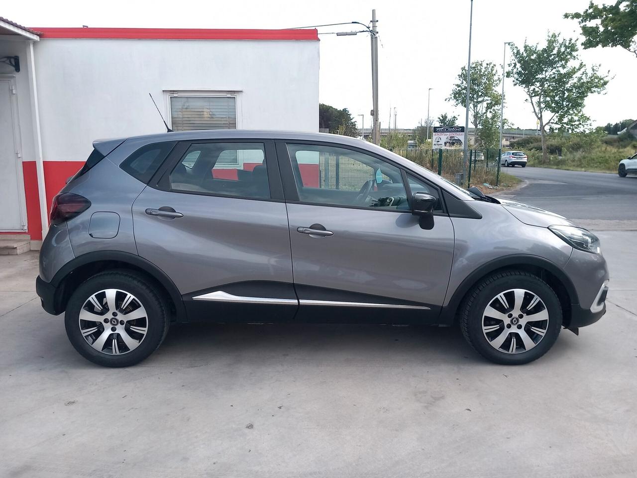 Renault Captur dCi 8V 90 CV Start&Stop Energy Intens automatica km 122000 garanzia