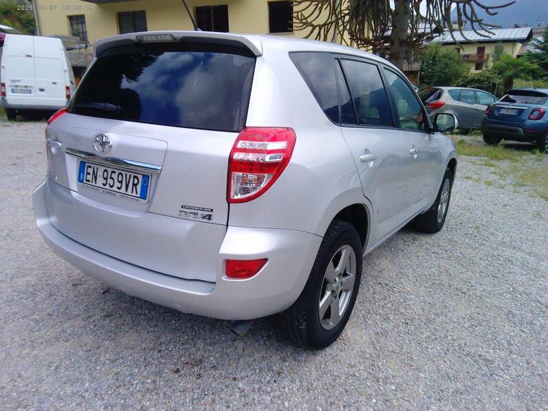 Toyota RAV 4 RAV4 Crossport 2.2 D-4D 150 CV Lounge