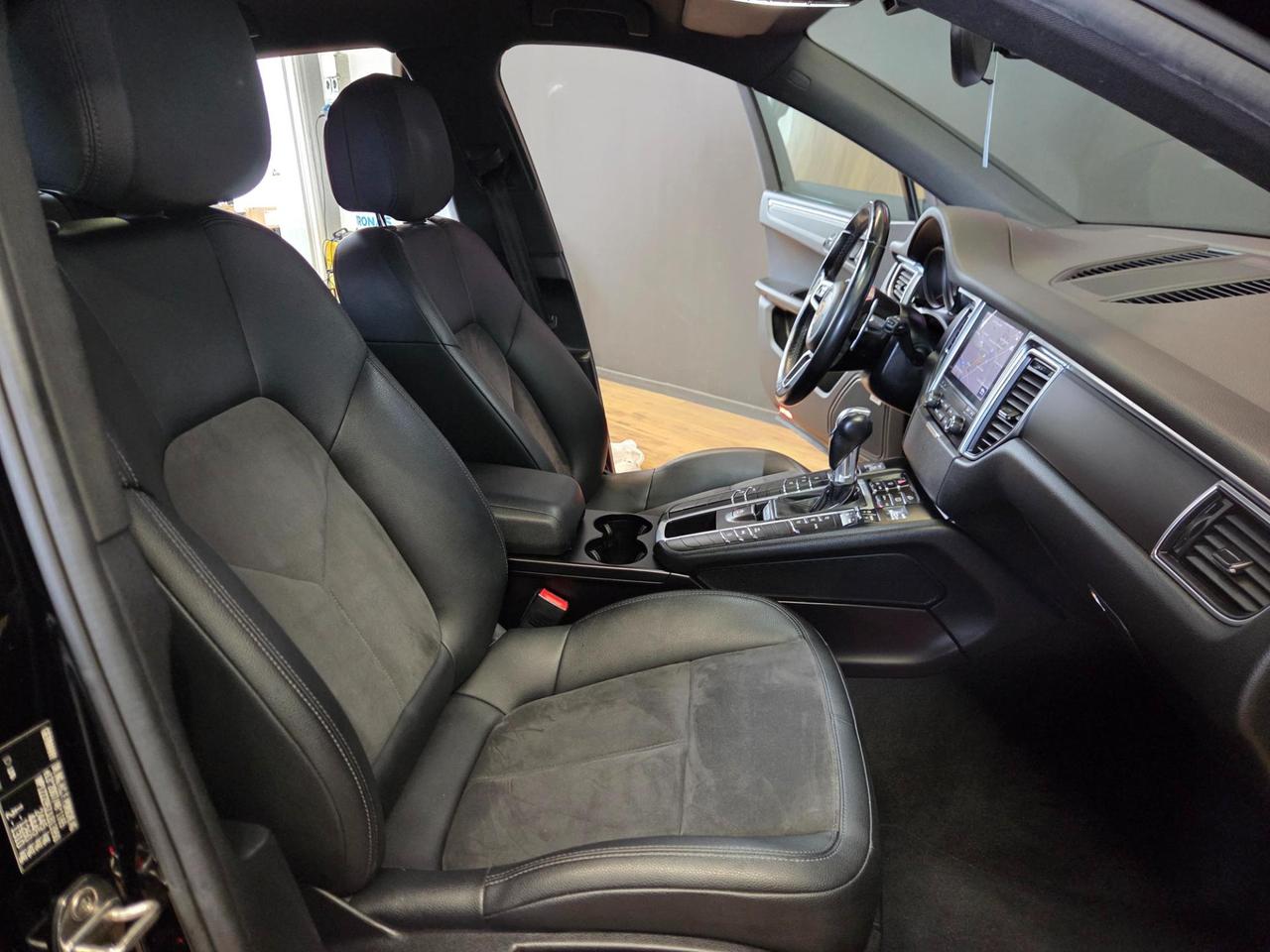 Porsche Macan 2.0 252cv pdk