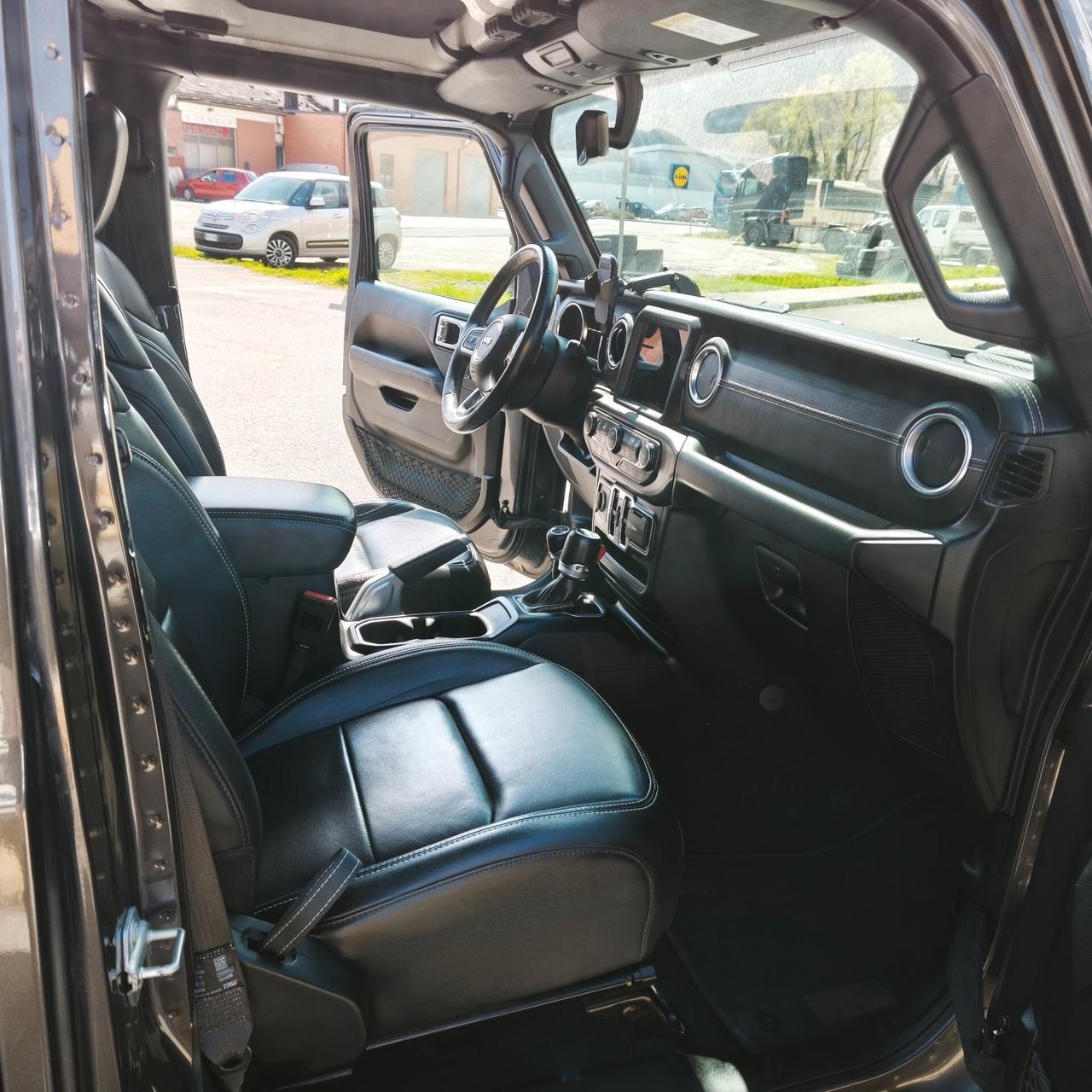 Jeep Wrangler Unlimited 2.2 Mjt II Overland E6d