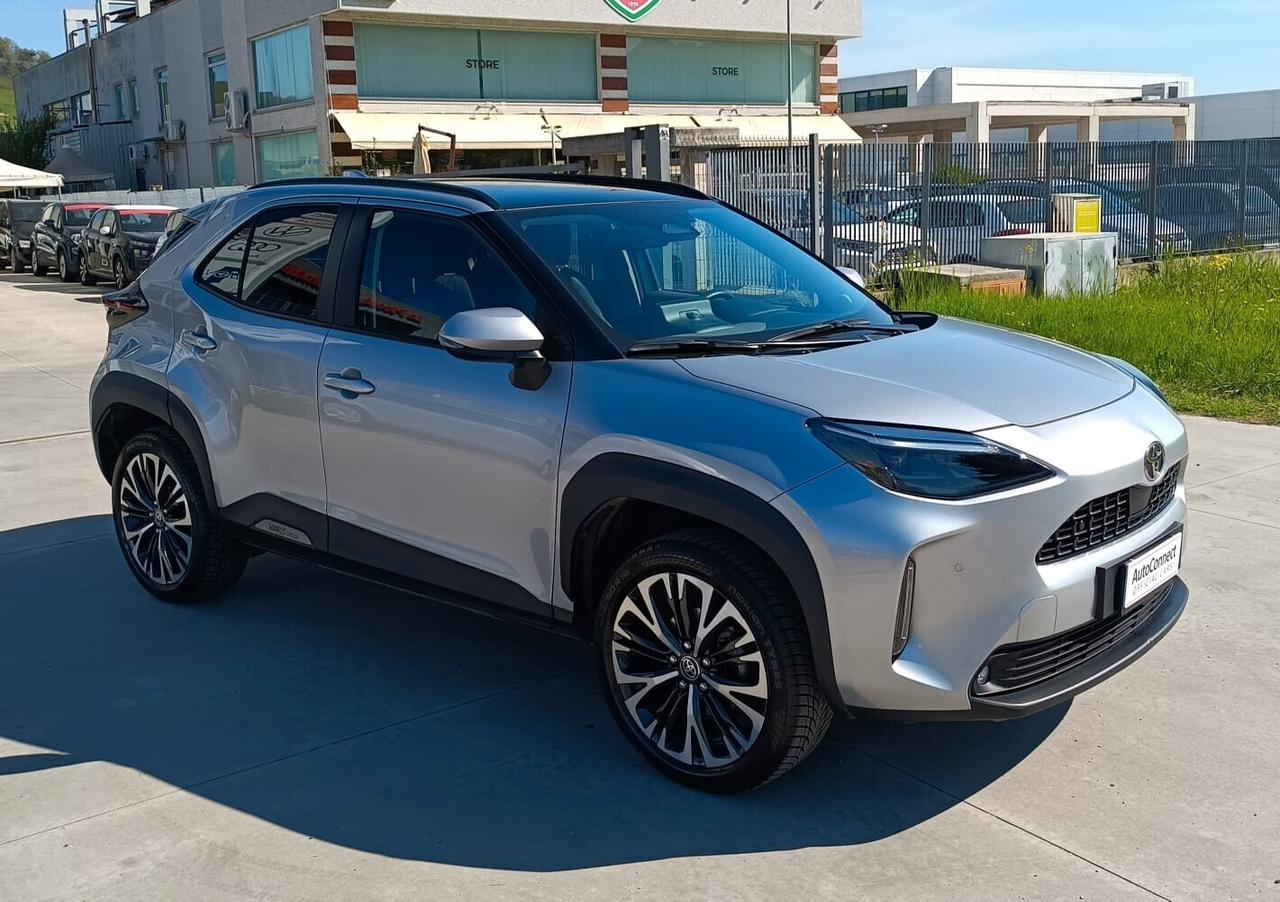 Yaris Cross 1.5 Hybrid 130 CV 5p. E-CVT AWD-i Lounge