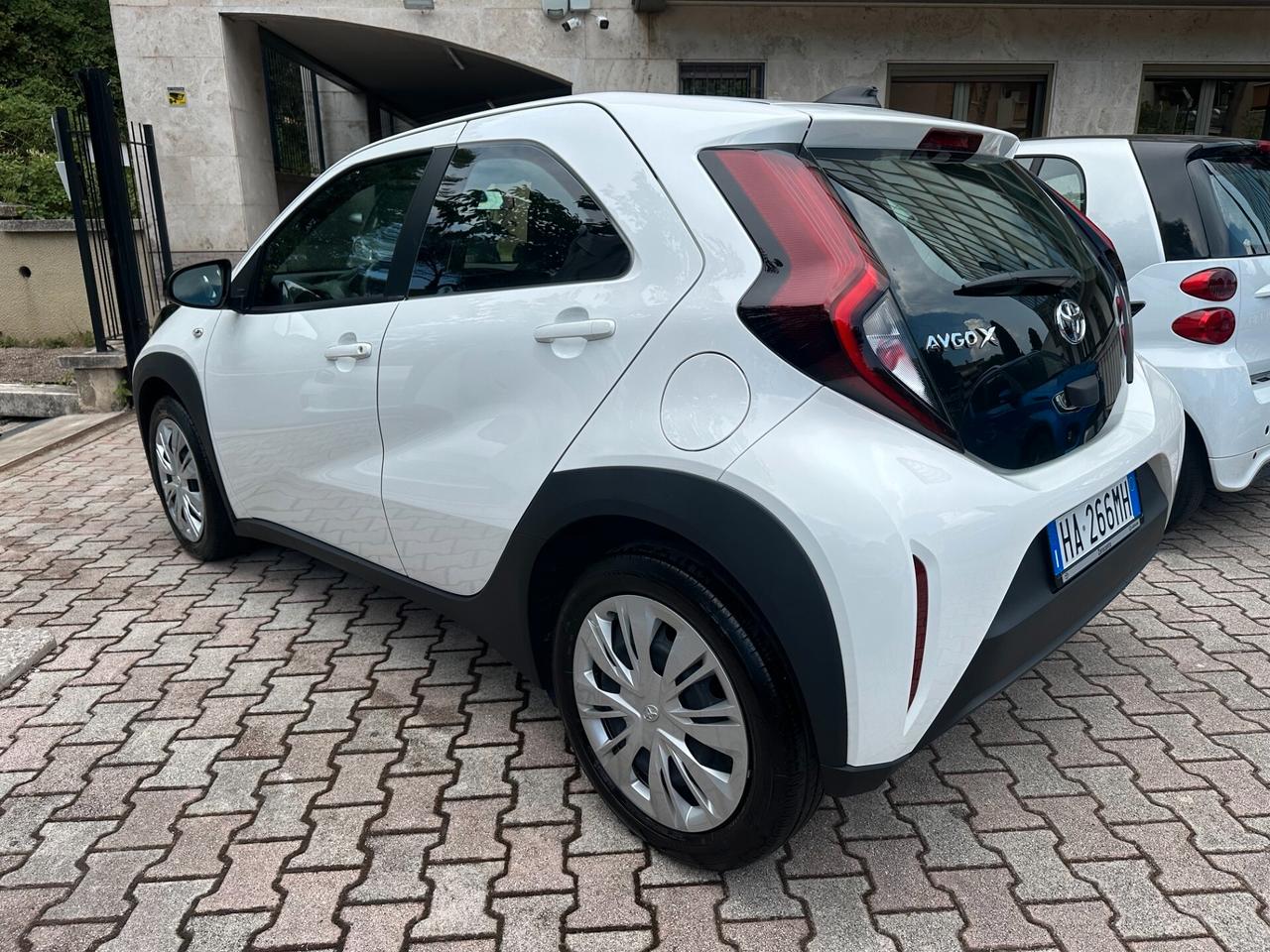 Toyota Aygo X 1.0 5P. 05/25 KM.7774 UNIPRO.
