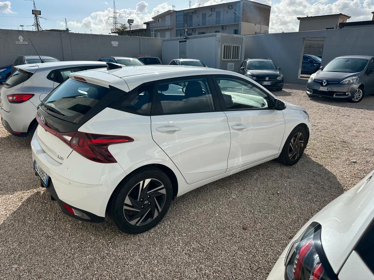 Hyundai i20 1.2 Benzina 84 Cv Connectline 2022