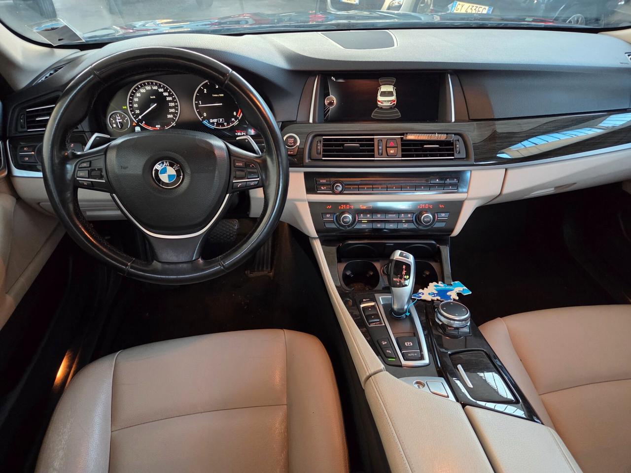 Bmw 520 520d xDrive Luxury