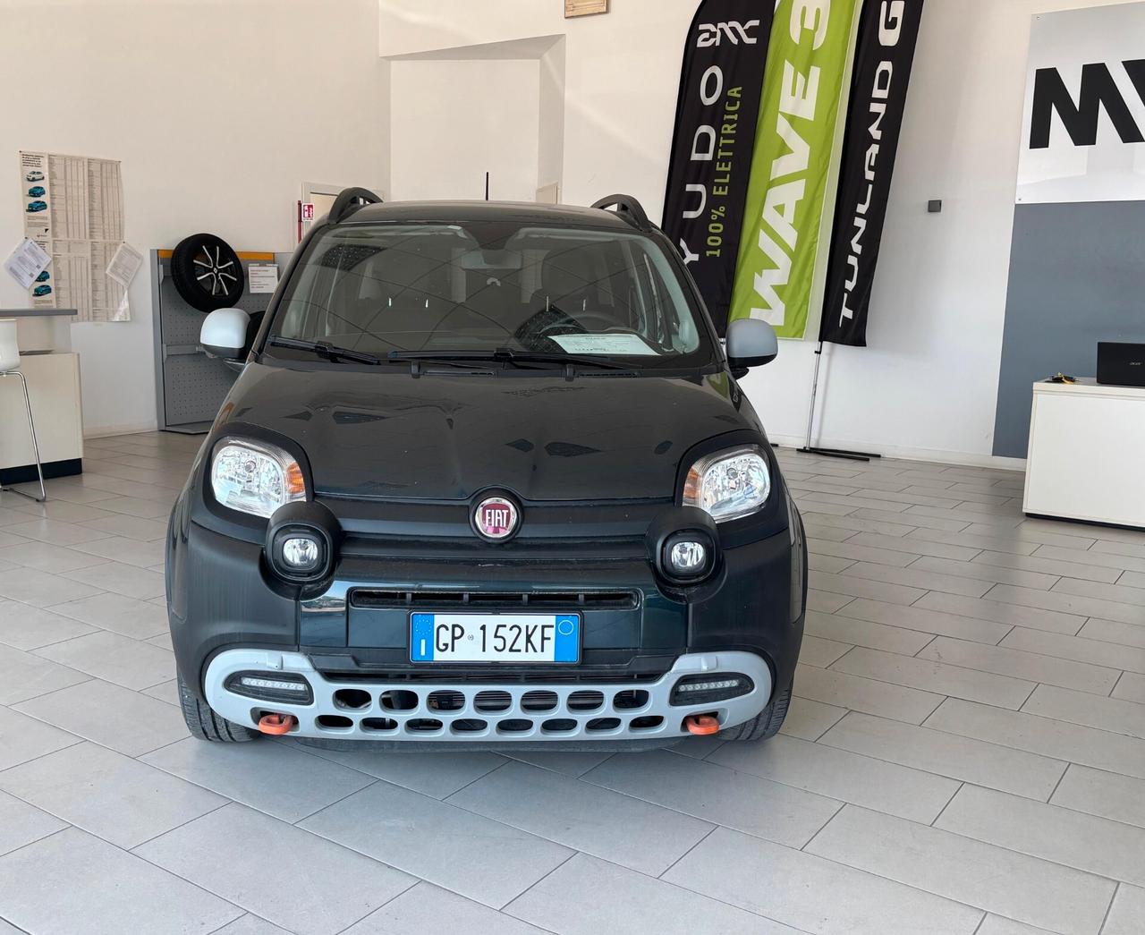 Fiat Panda 1.0 FireFly S&S Hybrid Garmin