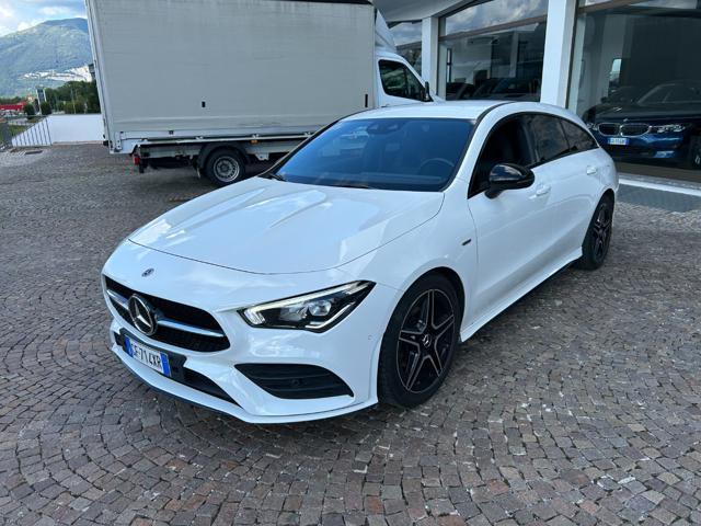 MERCEDES-BENZ CLA 180 Automatic Shooting Brake Premium