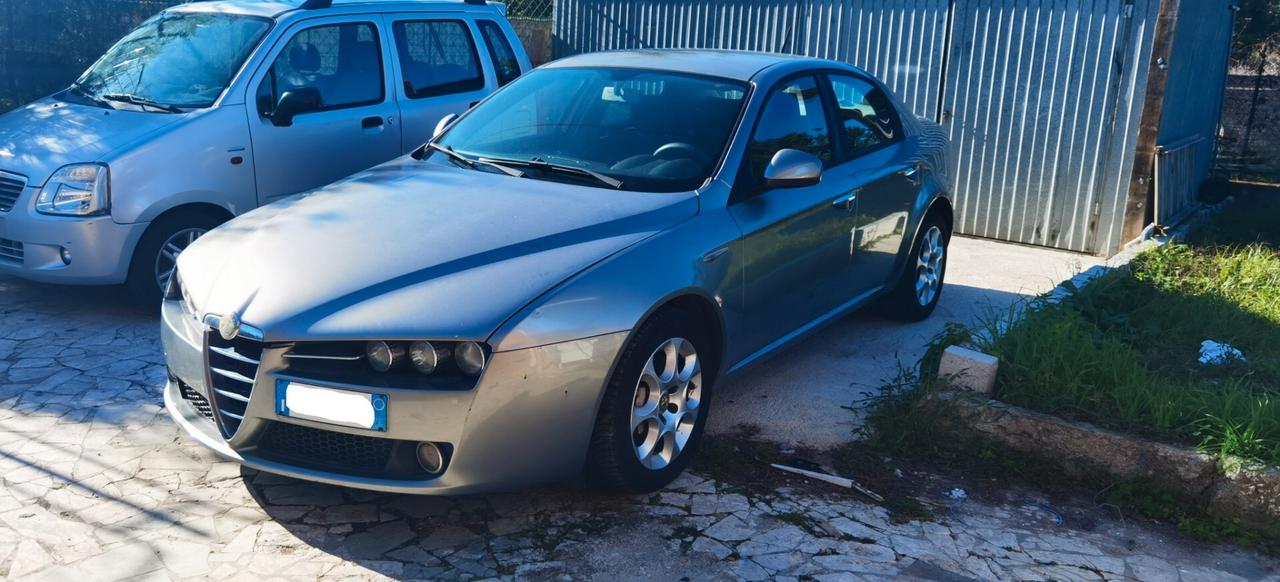Alfa Romeo 159 1.9 JTDm 16V Exclusive