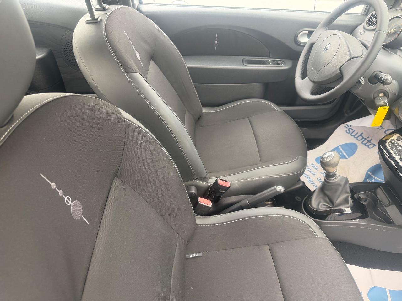 Renault Twingo 1.2 BENZINA 2011