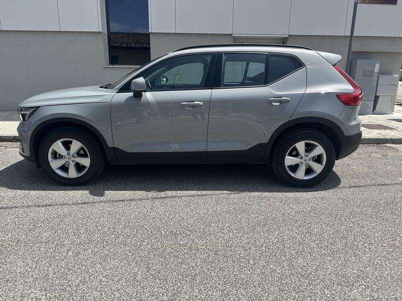 Volvo XC40 T2 automatico Essential