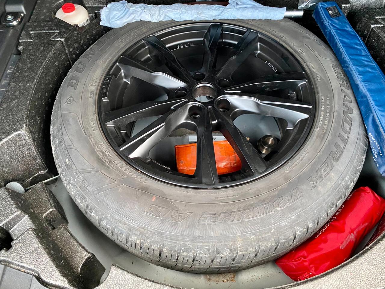 Land Rover Discovery Sport 2.0 td4 Pure awd 150cv auto TAGLIANDI LAND ROVER