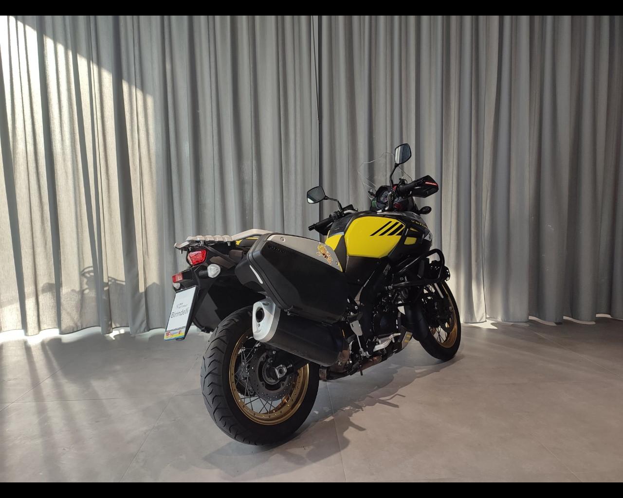 SUZUKI V Strom DL 1000 - ABS Globe Rider