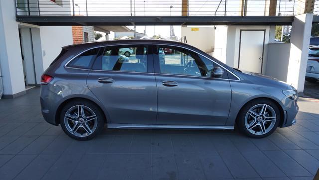 MERCEDES-BENZ B 180 d Automatic Premium