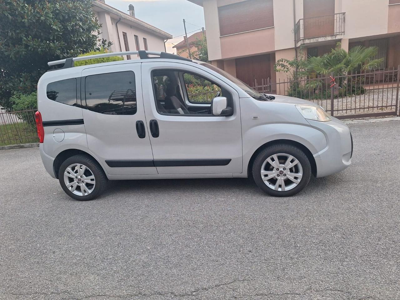 Fiat Qubo 1.3 MJT 75 CV Trekking