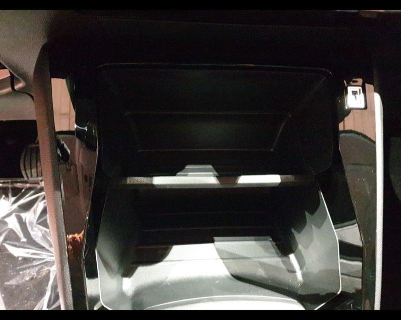 Peugeot 208 5P - STYLE BENZINA 100 S&S