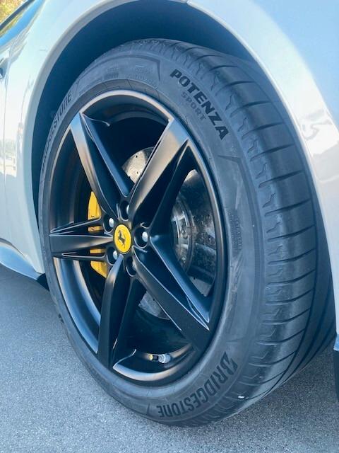 Ferrari F12 F12berlinetta