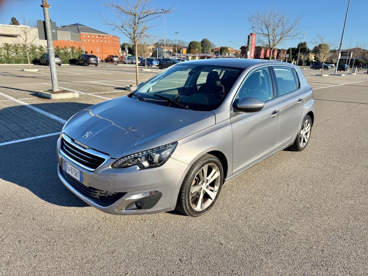 Peugeot 308 PureTech Turbo 130 S&S GT Line*Navi*Euro 6