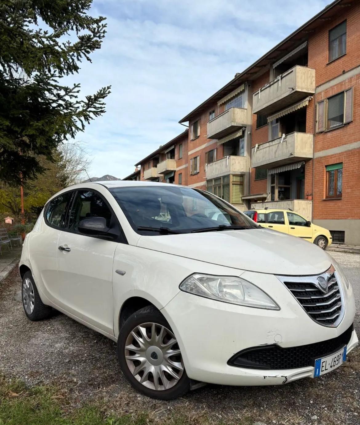 Lancia Ypsilon 1.2 benzina/GPL 2013 PERFETTA