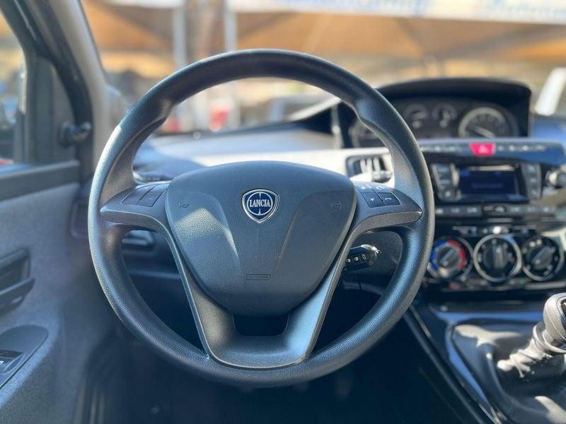 Lancia Ypsilon Ypsilon 1.0 FireFly 5 porte S&S Hybrid Ecochic A. Ferretti