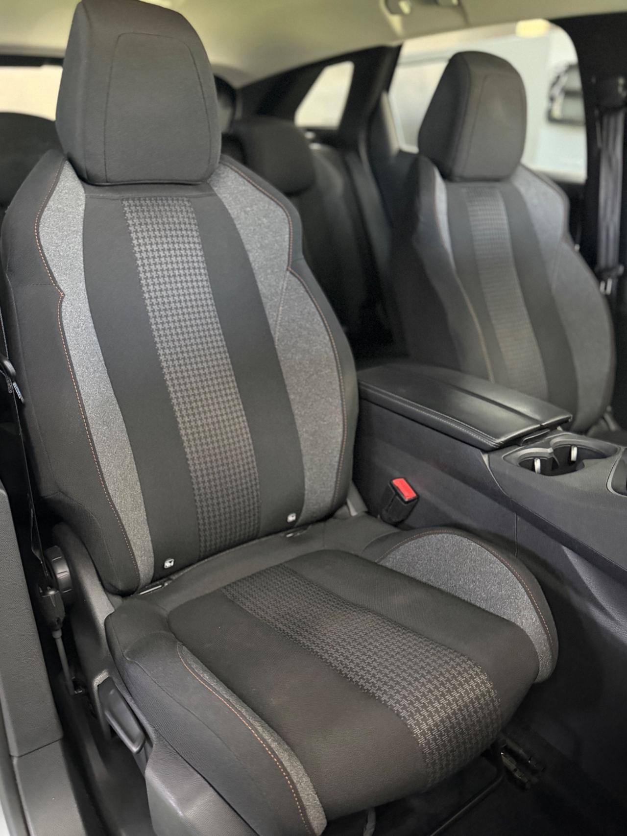 Peugeot 3008 BlueHDi 130 S&S EAT8 Allure Pack