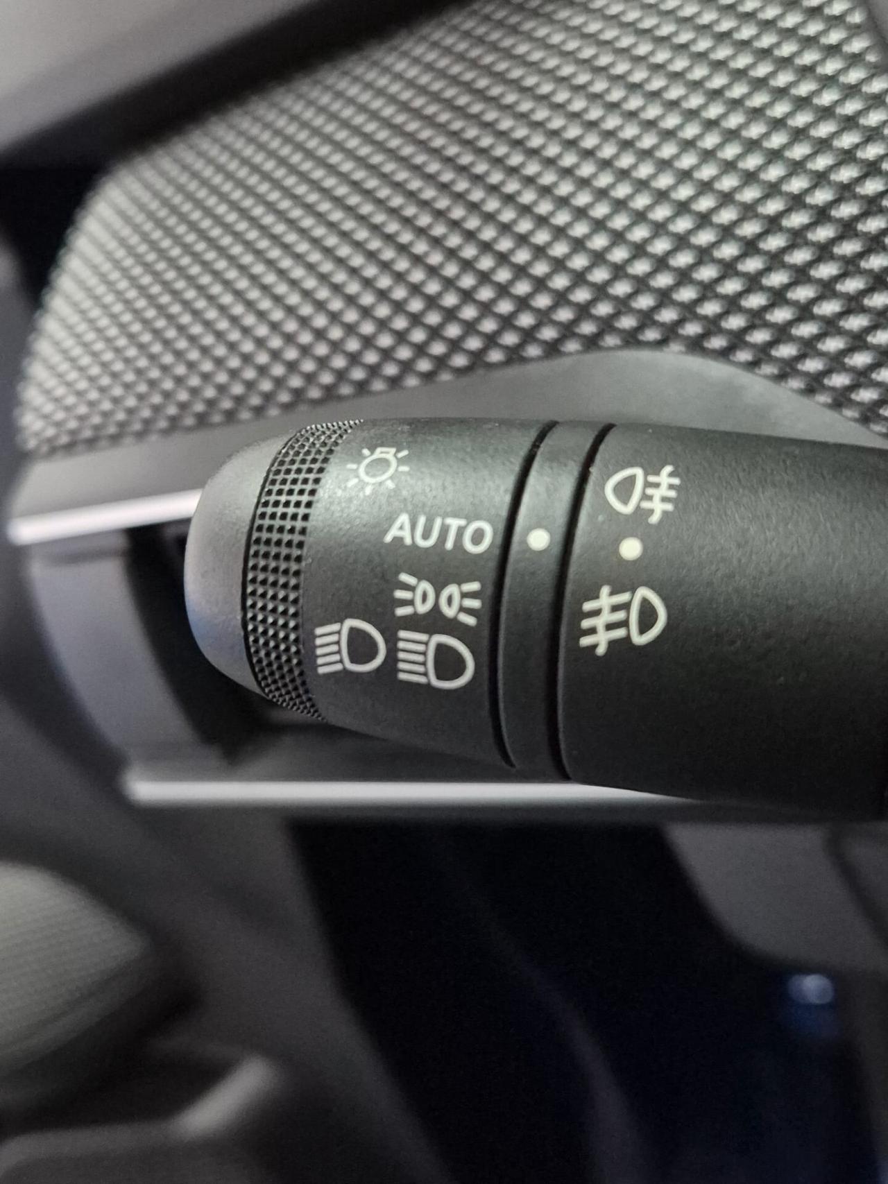 SANDERO 1.0 *PREZZO VERO* GARANZIA 12 MESI- IVA DEDUCIBILE