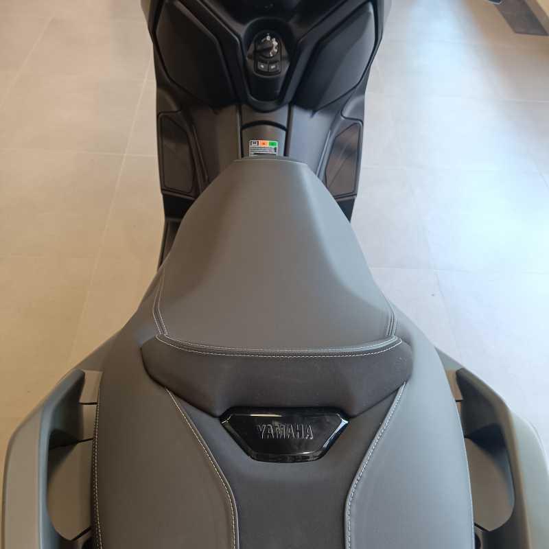 Yamaha X-Max 300 - 2026