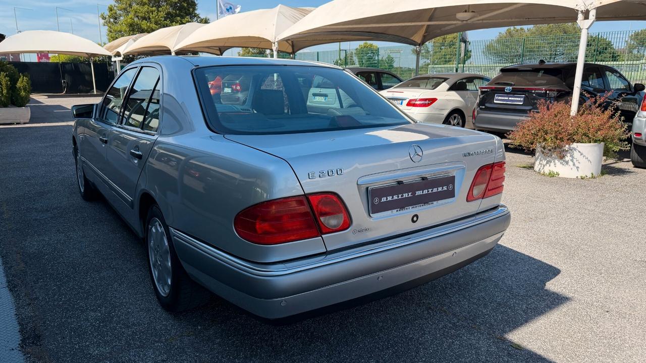 Mercedes-benz E 200 cat Elegance