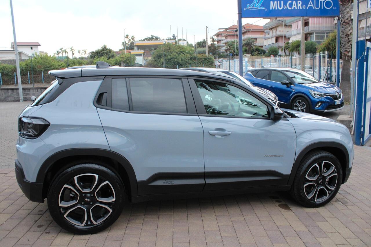 Jeep Avenger 1.2 Turbo 100 CV MHEV Summit