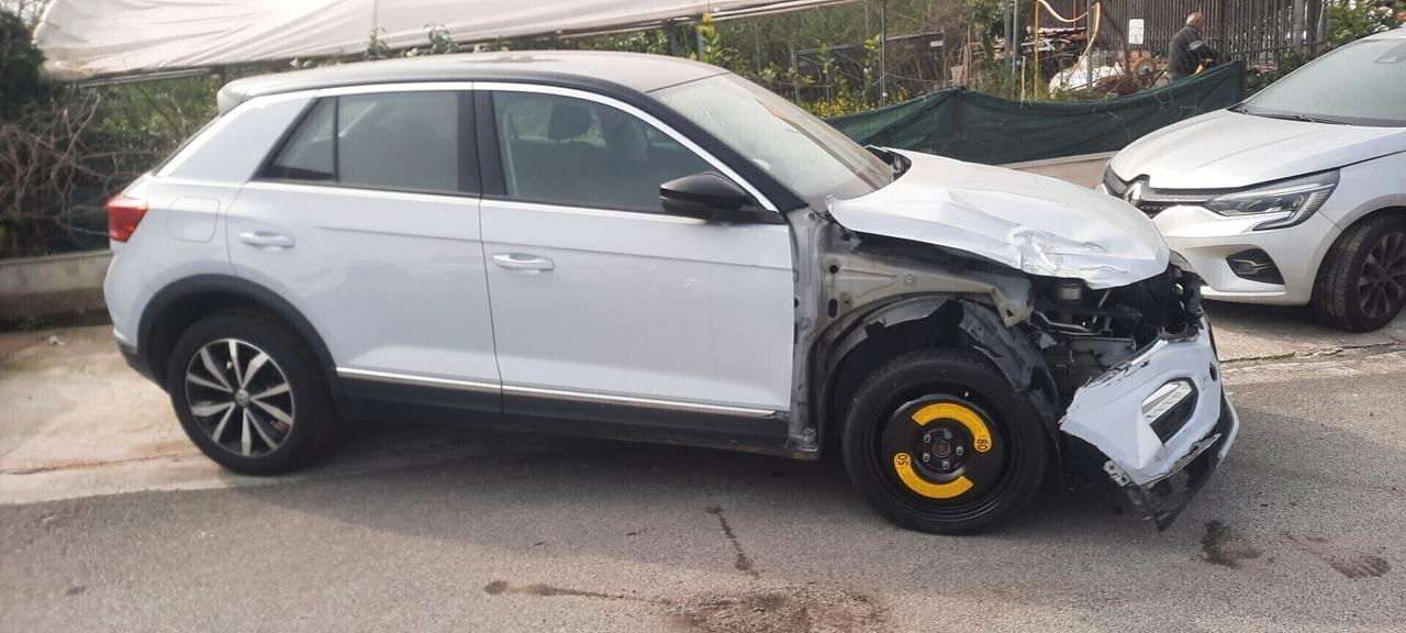 Volkswagen T-Roc cc15 150cv benzina anno 2018