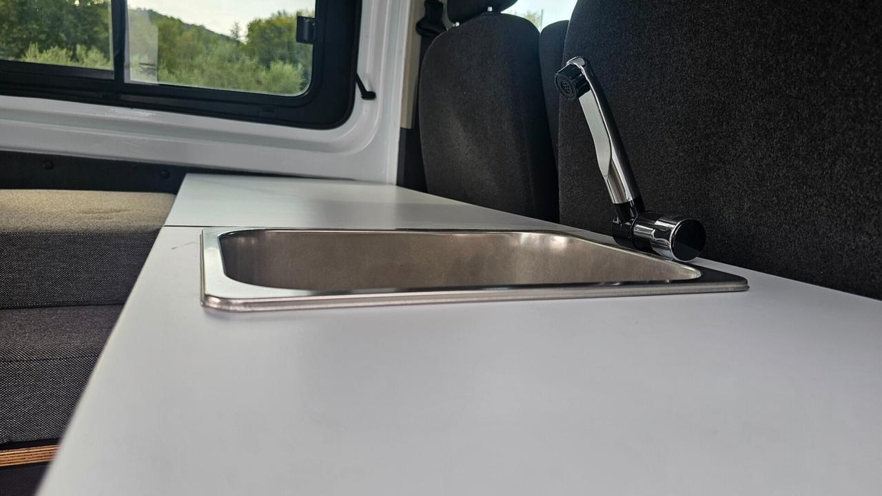 Ford Transit Custom 2.2 tdci CAMPERIZZATO OMOLOGATO