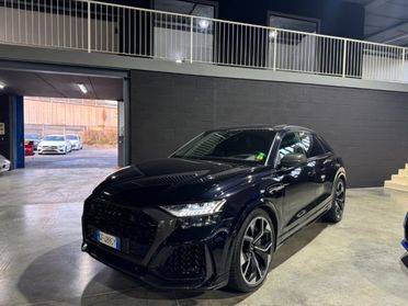 AUDI RS Q8 FULL CARBONIO IVA ESPOSTA