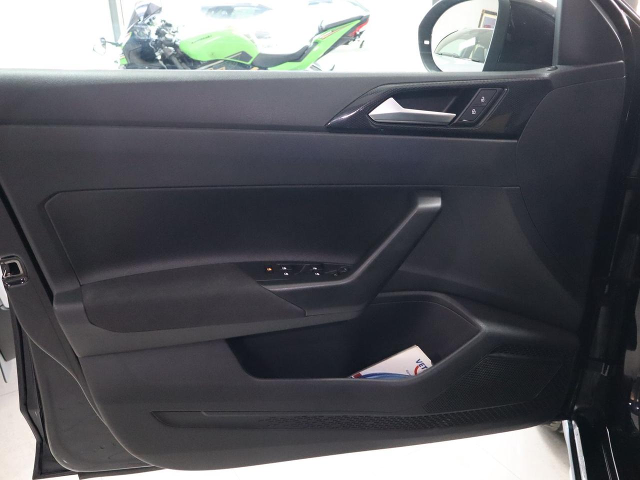 Volkswagen Taigo 1.0 TSI Life NEOPATENTATI #50230