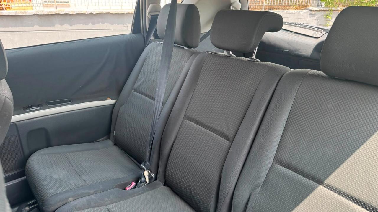 Toyota Corolla Verso 1.8 16V Sol