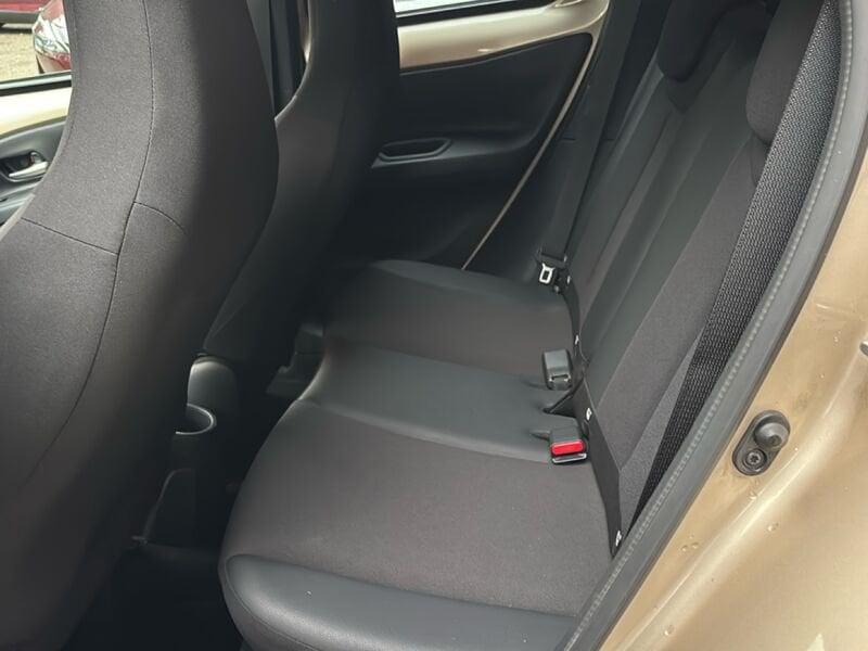 Toyota Aygo X 1.0B (72 CV) Lounge
