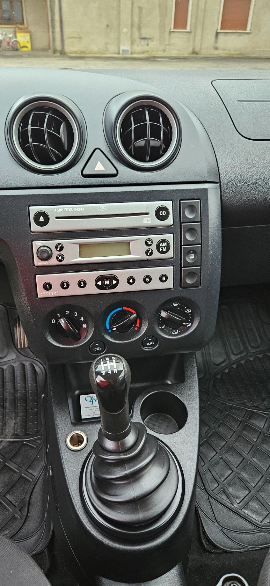 Ford Fiesta 1.2 16V NEOPATENTATI