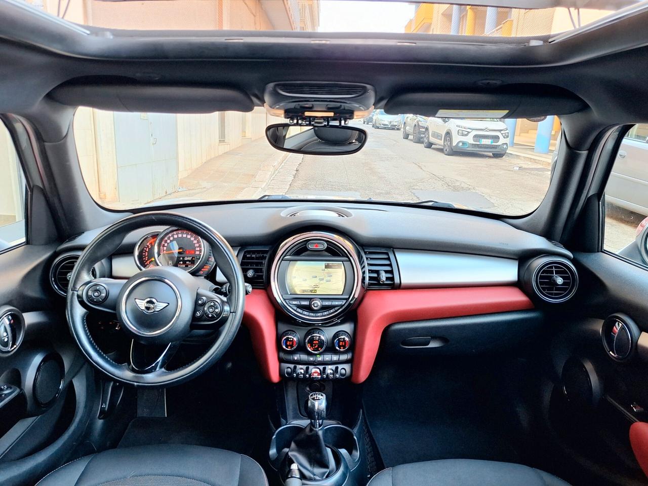 Mini 1.5 Cooper D Business XL 5 porte