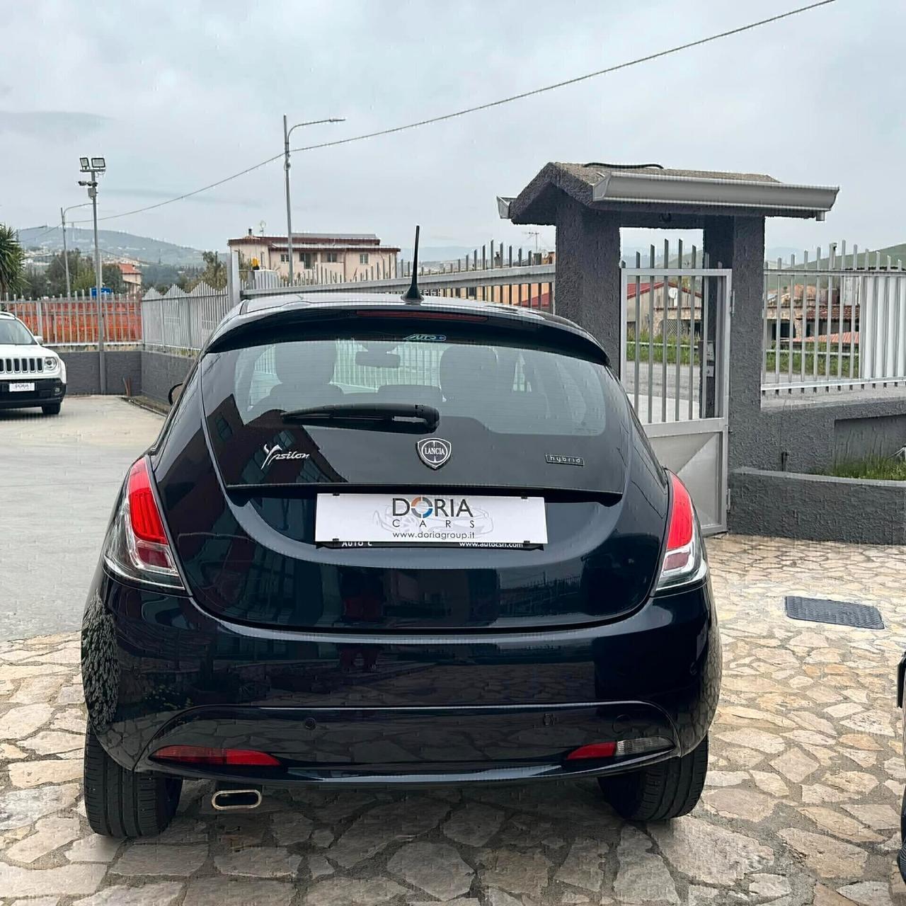 Lancia Ypsilon 1.0 FireFly 5 porte S&S Hybrid Ecochic Gold