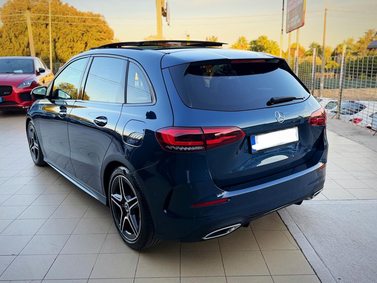 Mercedes-benz B 180 Automatic Premium Garanzia 12 Mesi