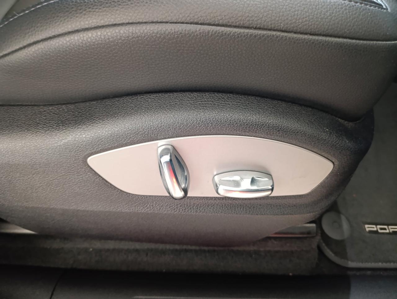 Porsche Macan 2.0 265cv pdk