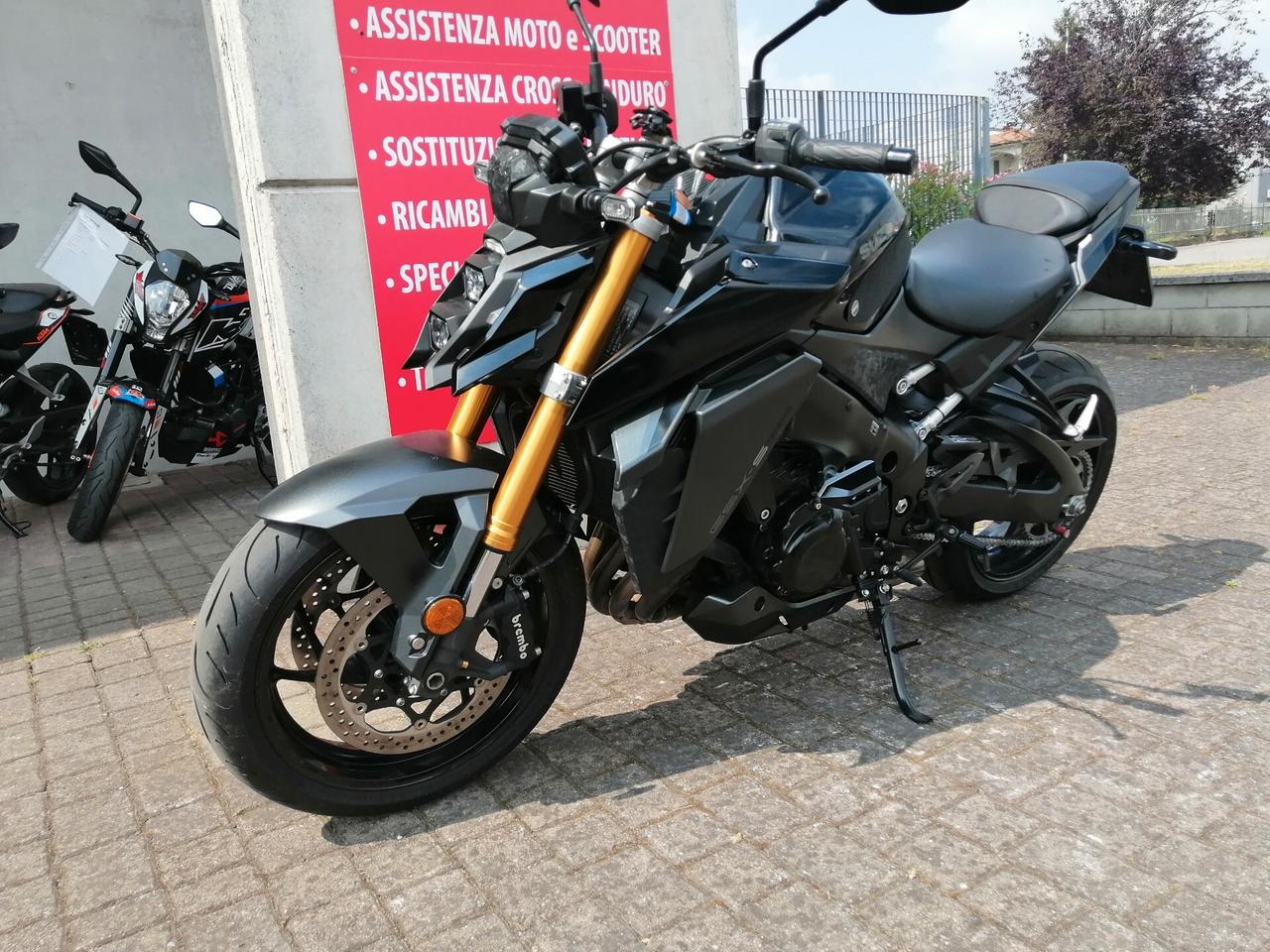 Suzuki GSX S 1000