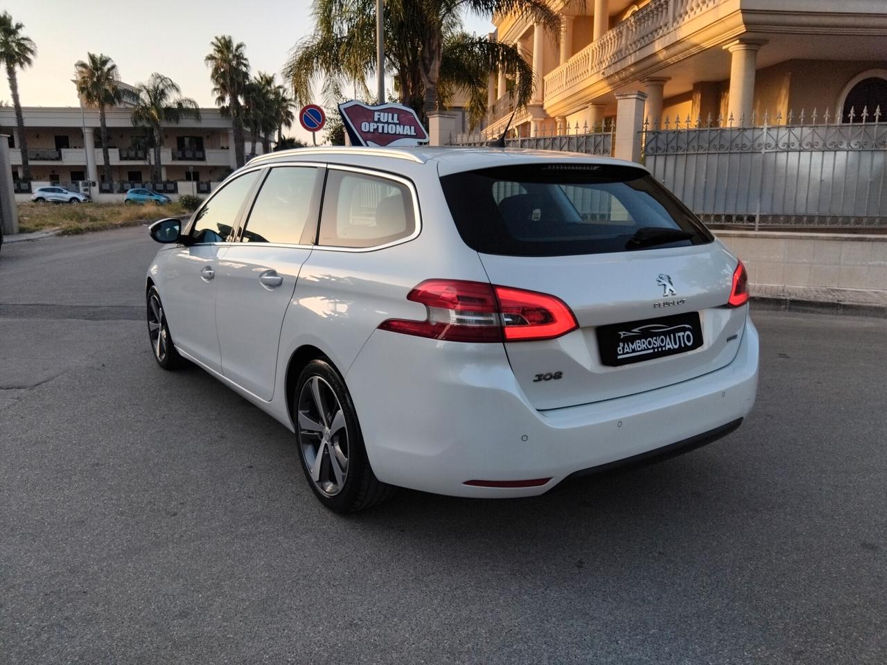 Peugeot 308 sw 1.6 Blue-HDi 120 Allure